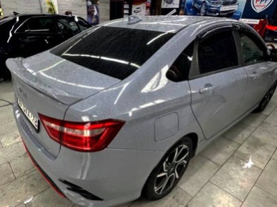 Тонирование задней полусферы 05% LADA VESTA SPORT