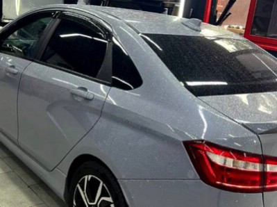 Тонирование задней полусферы 05% LADA VESTA SPORT