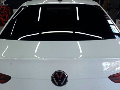 Тонирование задней полусферы 15% SUNCANTROL на Volkswagen POLO