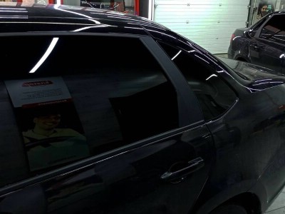 Тонирование задней полусферы 5% плёнкой SUNCONTROL Lada Granda