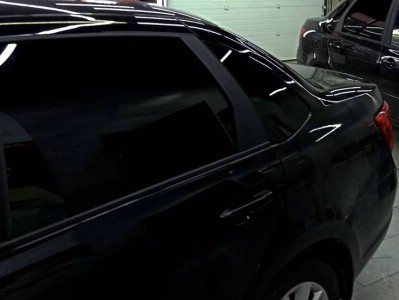 Тонирование задней полусферы 5% плёнкой SUNCONTROL Lada Granda