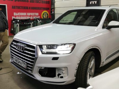 Тонирование задней полусферы Audi Q7 2015-