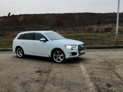 Тонирование задней полусферы Audi Q7 2015-
