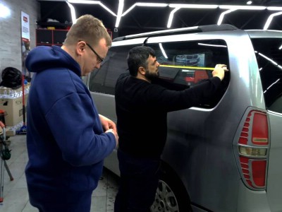 Тонирование задней полусферы Hyundai H1