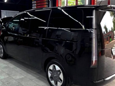 Тонирование задней полусферы Hyundai Staria 2021