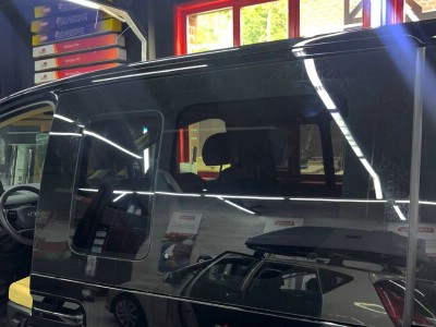 Тонирование задней полусферы Hyundai Staria 2021