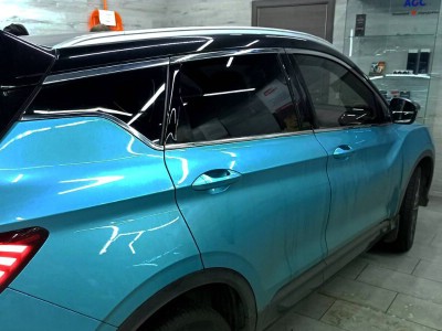 Тонирование задней полусферы и двух передних стекол на автомобиле GEELY COOLREY