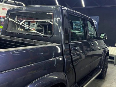 Тонирование задней полусферы и передних стекол УАЗ Patriot Pickup