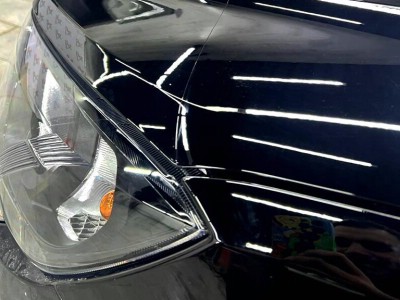 Тонирование задней полусферы и защитная полиуретановая полоса на капот Lada Granta