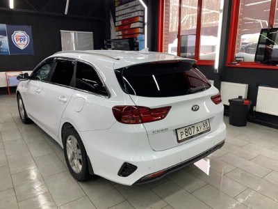 Тонирование задней полусферы Kia Ceed Wagon