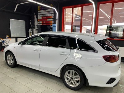 Тонирование задней полусферы Kia Ceed Wagon
