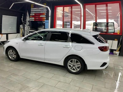 Тонирование задней полусферы Kia Ceed Wagon