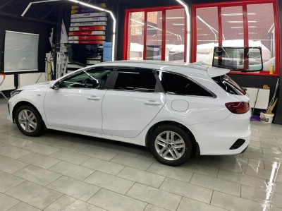 Тонирование задней полусферы Kia Ceed Wagon