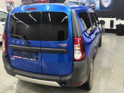 Тонирование задней полусферы Lada Largus Cross