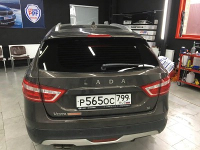 Тонирование задней полусферы Lada Vesta