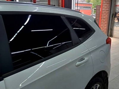 Тонирование задней полусферы на автомобиле HAVAL JOLION 5% пленкой SUNCONTROL