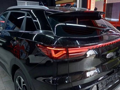 Тонирование задней полусферы на автомобиле JAC 5% SUNCONTROL