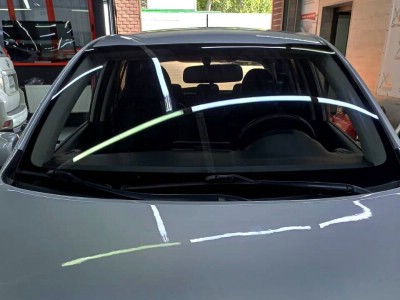 Тонирование задней полусферы на автомобиле KIA PICKANTO 15% SUNCONTROL