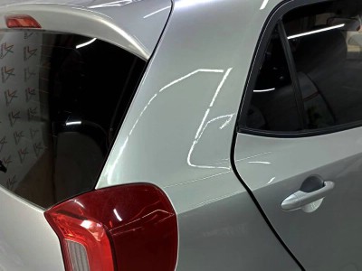 Тонирование задней полусферы на автомобиле KIA PICKANTO 15% SUNCONTROL