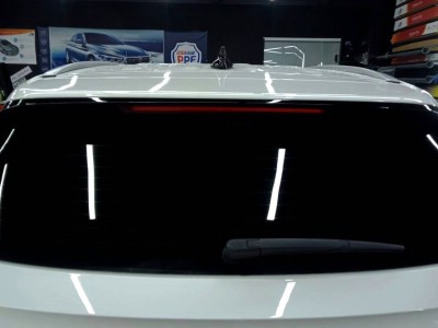 Тонирование задней полусферы пленкой SUNCONTROL 5% на автомобиле Hyundai Greta