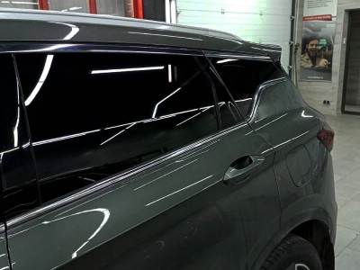Тонирование задней полусферы плёнкой SUNCANTROL 15% Geely Coolrey