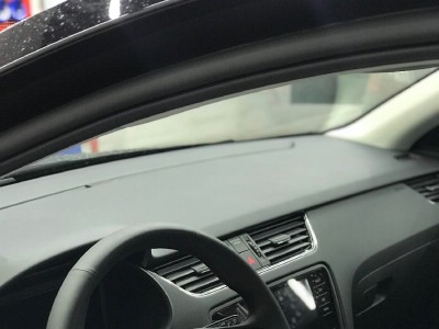 Тонирование задней полусферы Skoda Octavia 2013-