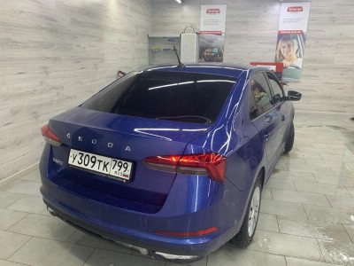 Тонирование задней полусферы Skoda Rapid 5D Liftback 2020-