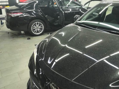 Тонирование задней полусферы Toyota Camry 2018-