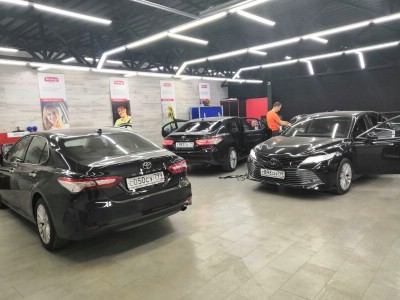 Тонирование задней полусферы Toyota Camry 2018-