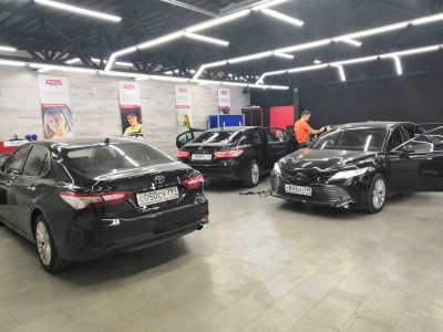 Тонирование задней полусферы Toyota Camry 2018-