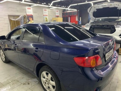 Тонирование задней полусферы Toyota Corolla 10 2007-