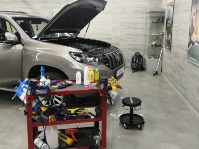 Тонирование Toyota Landcruiser GRJ150 Prado
