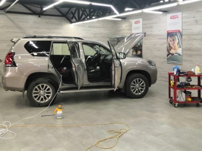 Тонирование Toyota Landcruiser GRJ150 Prado