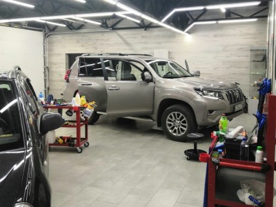Тонирование Toyota Landcruiser GRJ150 Prado