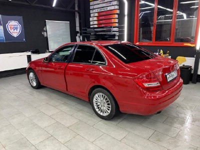 Тонирование задней полусферы Mercedes W204, C-Class СД УН 2007-