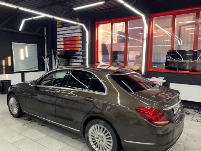 Тонирование задней полусферы Mercedes W205, C-Class СД УН 2015-