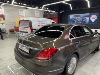 Тонирование задней полусферы Mercedes W205, C-Class СД УН 2015-