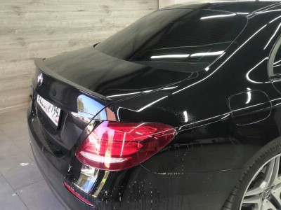 Тонирование задних фонарей Mercedes E-class