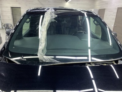 Бронирование лобового стекла и панорамной крыши Toyota Alphard III