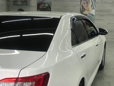 Тонирование задней полусферы Toyota Camry V50 