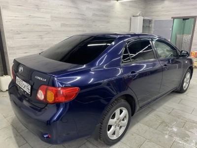 Тонирование задней полусферы остекления авто Toyota Corolla 120 2004-2007