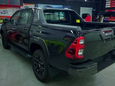 Тонирование задней полусферы Toyota Hilux