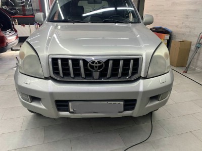 Полировка фар головного освещения Toyota LandcruisER (120) Prado