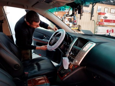 Удаление запахов в салоне