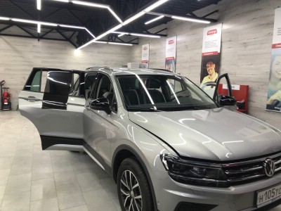 Тонирование Volkswagen Tiguan 5D SUV 2016-