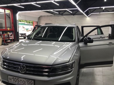 Тонирование Volkswagen Tiguan 5D SUV 2016-