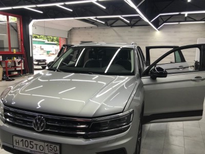 Тонирование Volkswagen Tiguan 5D SUV 2016-