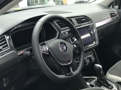 Тонирование Volkswagen Tiguan 5D SUV 2016-