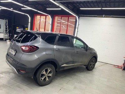 Тонирование задней части Renault Captur