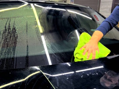 Замена и бронирование лобового стекла плёнкой Clearplex Porshe Cayenne